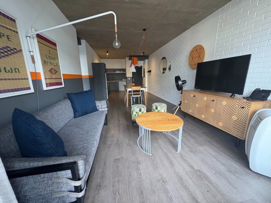 2 Bedroom Property for Sale in Woodstock Western Cape